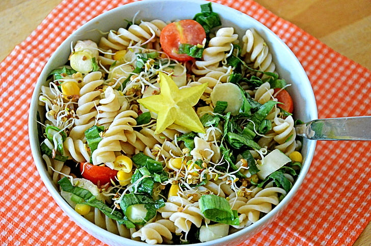 Lemony Spring Pasta Salad