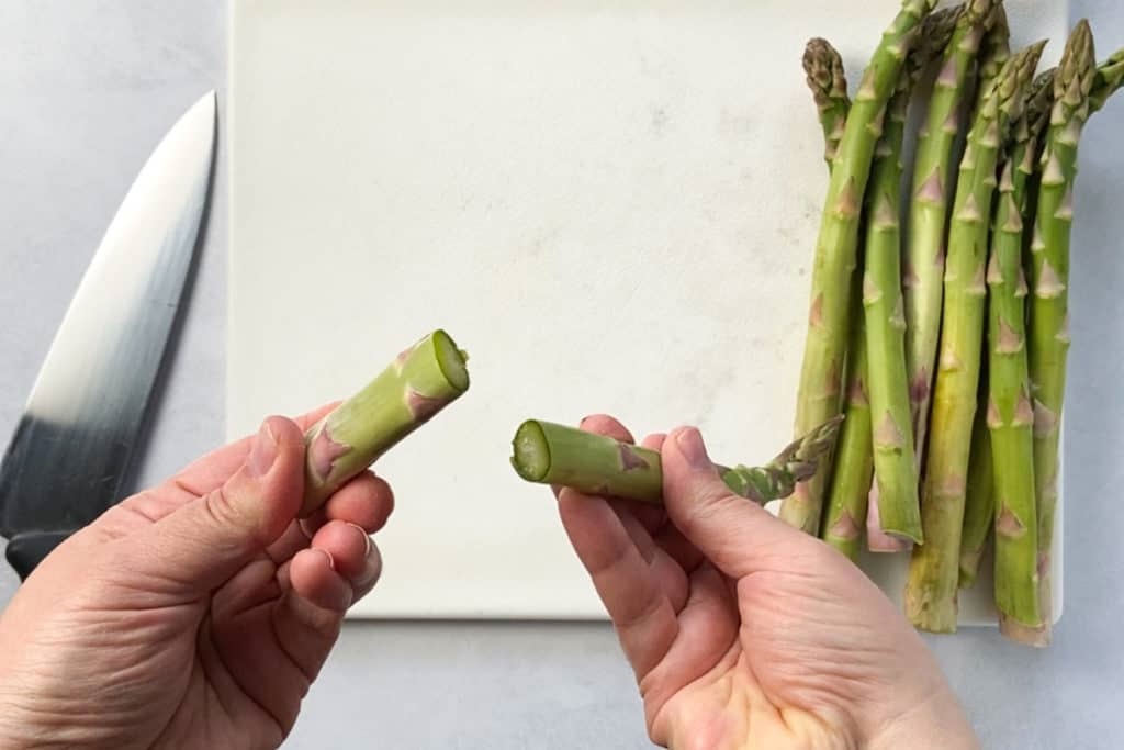 Skip the snap, chop the ends, rinse, and grill – asparagus prep made easy!